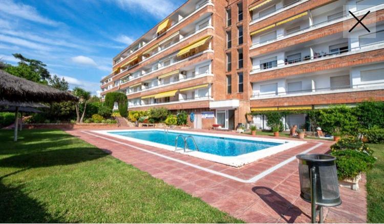 Apartament With Sea View Лорет де Мар Екстериор снимка