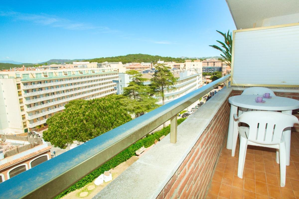 Apartament With Sea View Лорет де Мар Екстериор снимка